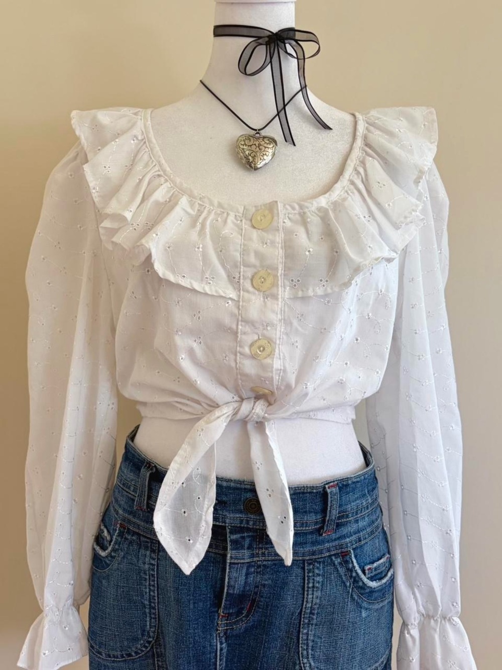 Vintage ruffle lace embroidered blouse floral cottagecore coquette white doen M